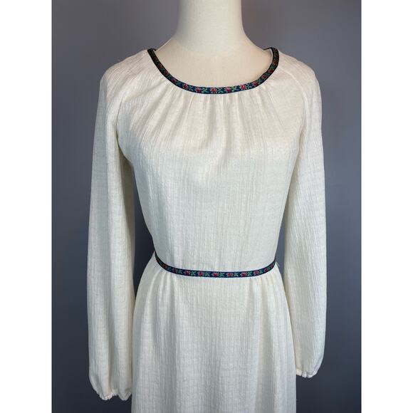 Vtg 70s Slub Knit White Boho Peasant Maxi Dress Rose Trim Boho Hippie Small - Picture 2 of 9